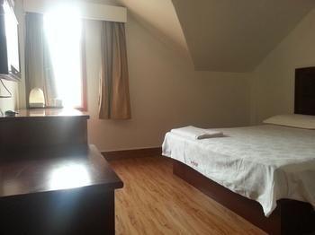 Wuhan Tianlun Holiday Hotel ภายนอก รูปภาพ